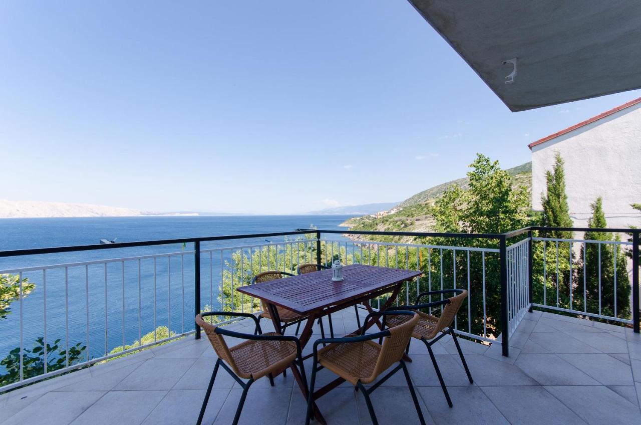 Apartments Marija Senj  Buitenkant foto